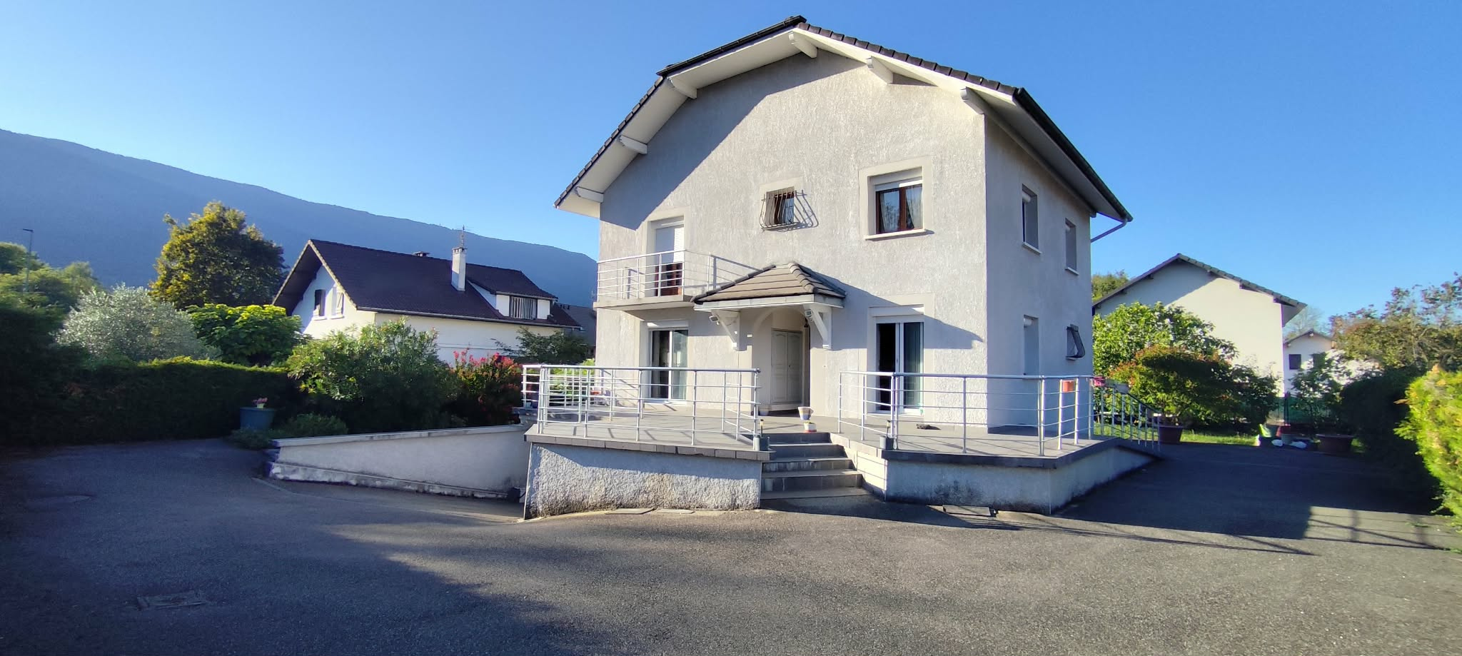 Maison 6 pièces 195 m² · à Voglans · 195 m² · 565 000 €